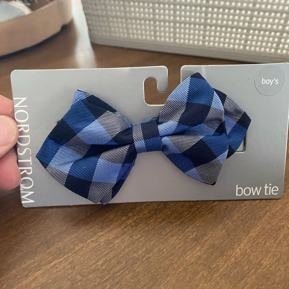 Nordstrom Boy’s Bow Tie